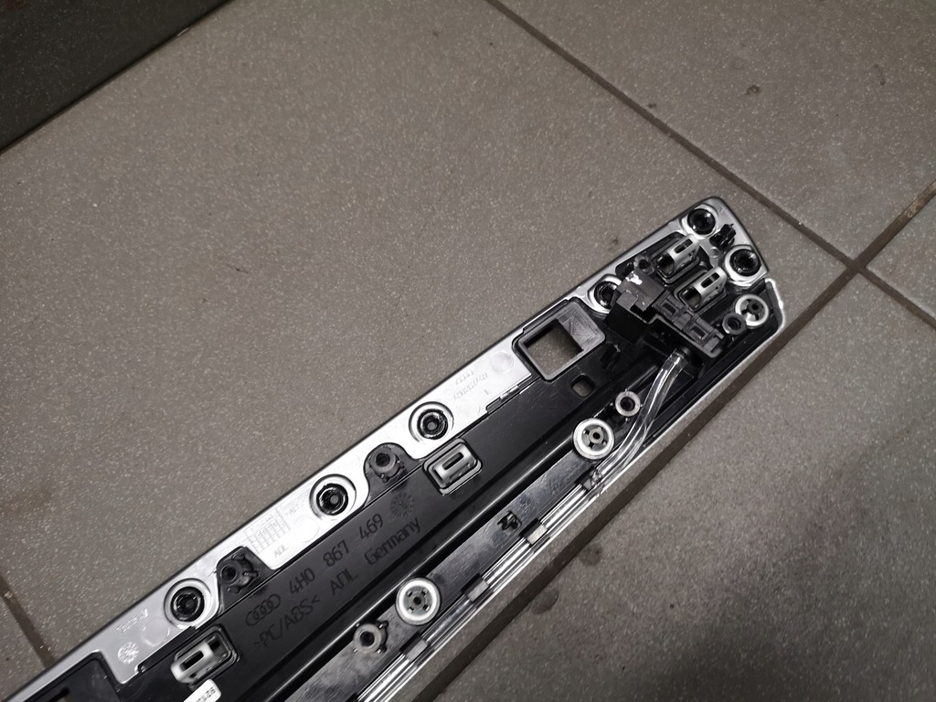 фото №10, Молдинг dekor дверь левый задняя audi a8 d4 4h0867469