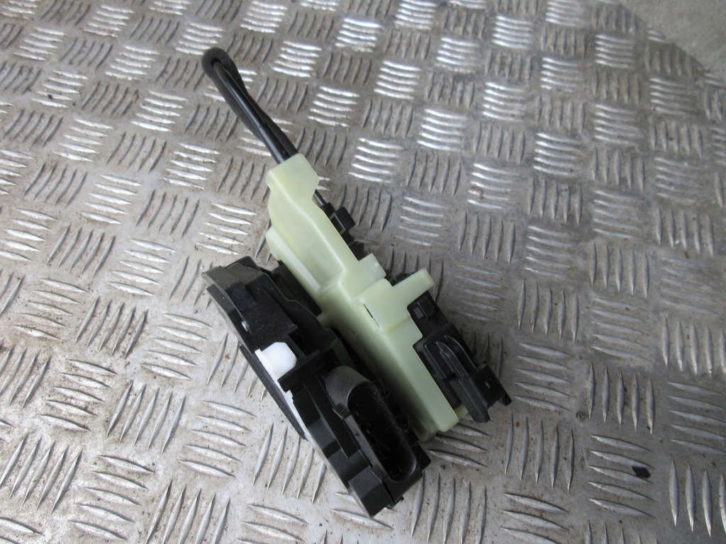 фото №1, Ecosport mk2 ii lift 19 r. замок крышки багажника