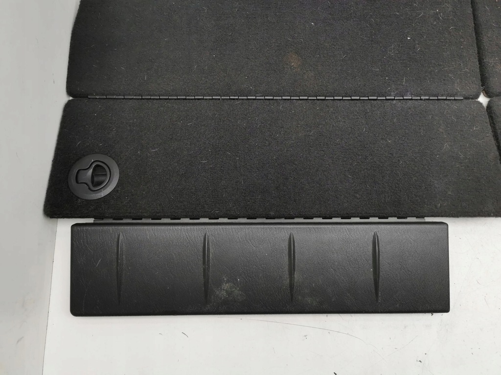 фото №8, Chrysler grand voyager v 2011 комплект обшивка багажника