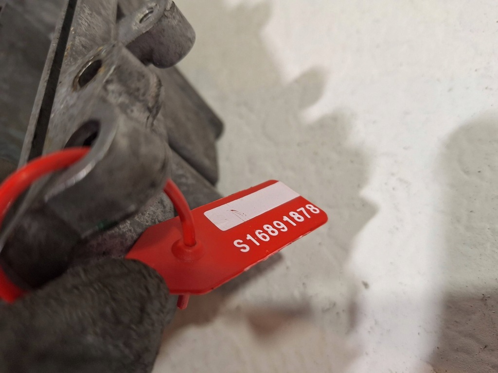 Крышка клапанов 55493446 opel astra k 1.0 turbo 15- в Украине