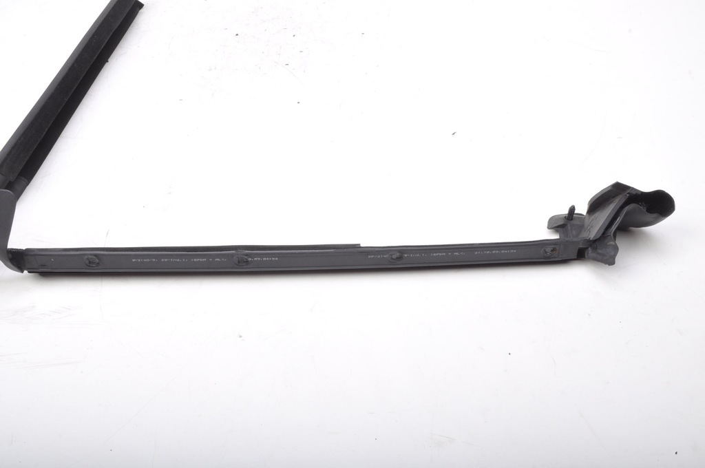 фото №8, Ferrari california f149 прокладка дверь правая