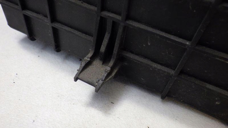 Корпус аккумулятор citroen c3 2 1.4 9688783080 с Разборки