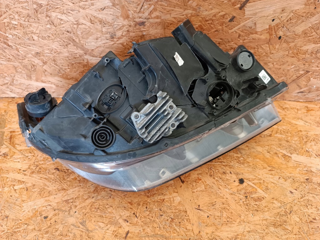 Фара лівий перед фара європа  l90028076 bmw x1 e84 led рестайлінг  ксенон Оригінал