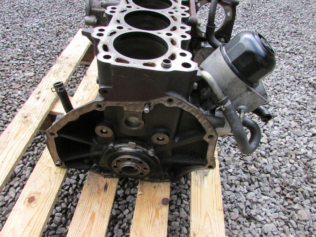 фото №9, Блок двигун dół поршень wał колінчастий nissan navara d22 2.5 di yd25