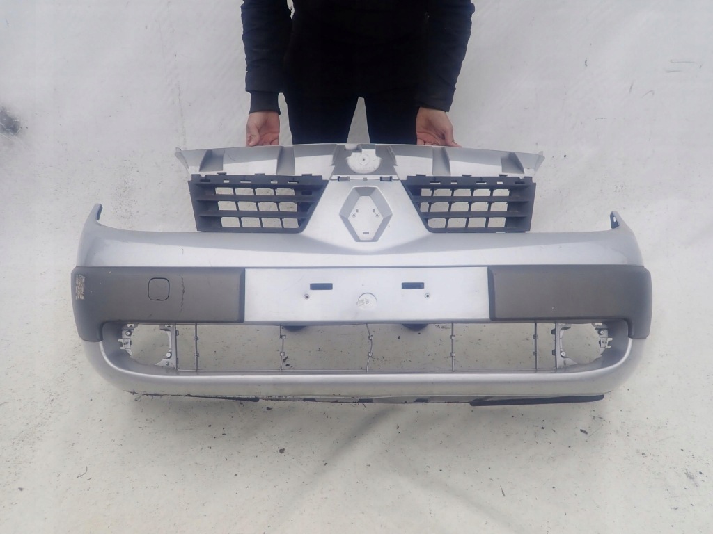 фото №1, Renault scenic ii 03-06 бампер перед передний