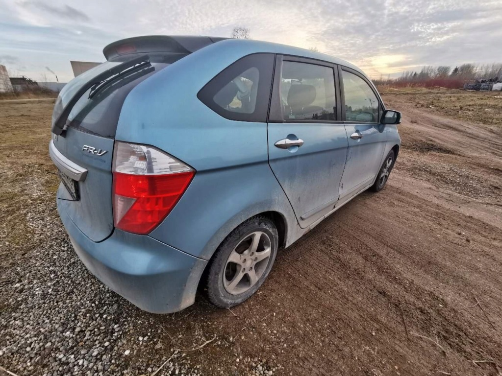 Honda fr-v двигун кришка обігрівача 2005 1.7l Київ