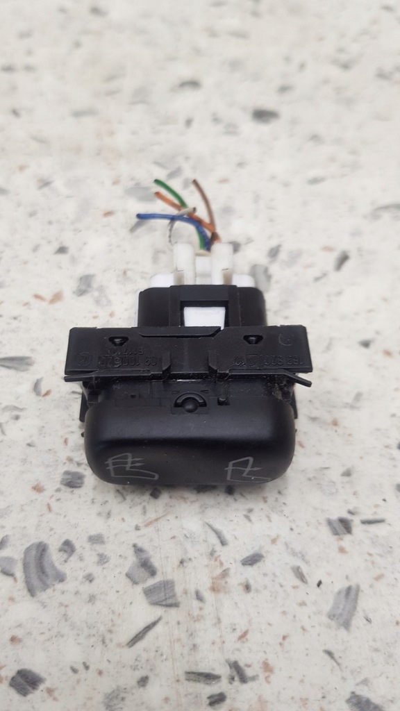 фото №1, Кнопка подогрев сиденье mercedes w163 lift