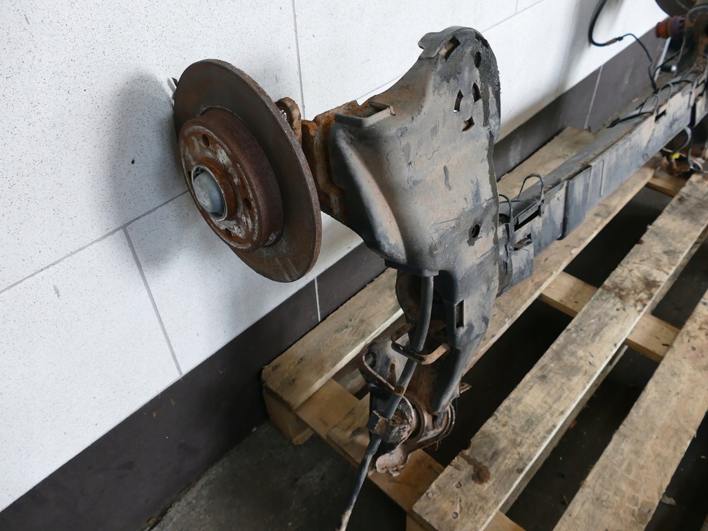 фото №9, Peugeot 208 gti lift 1.6 thp oś балка ступица задняя