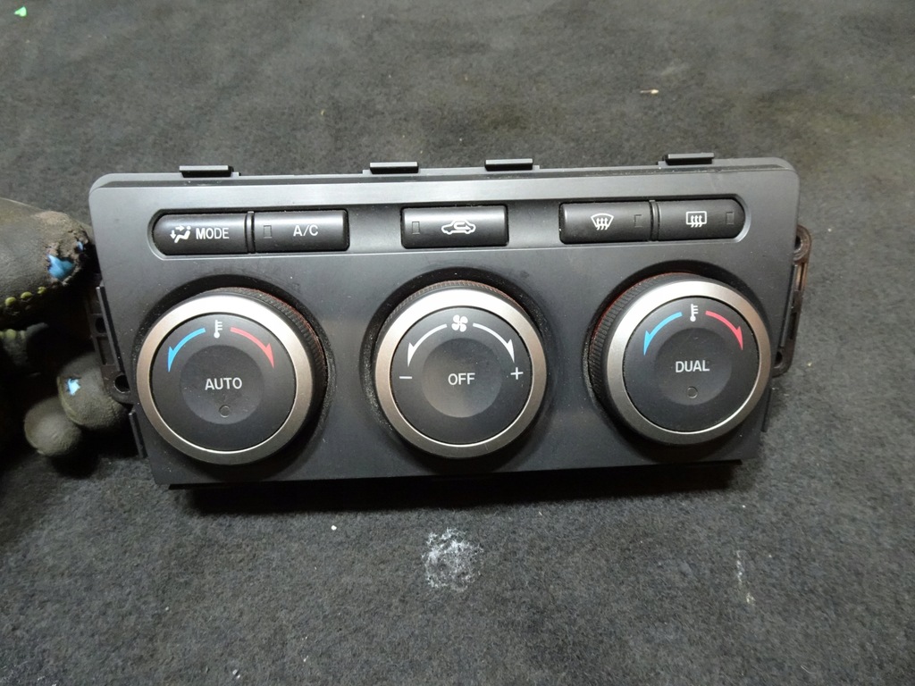 фото №1, Mazda 6 gh панель кондиционера 61190b