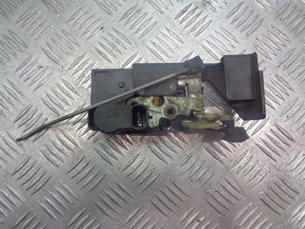 фото №2, Замок дверь левый задняя alfa romeo 156