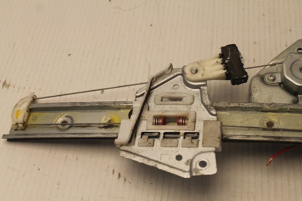 фото №6, Підйомник скло лівий перед suzuki grand vitara ii