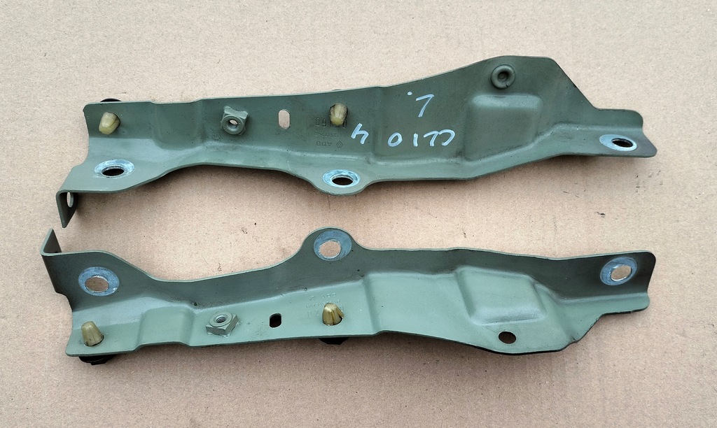 фото №1, Renault clio iv 4 кронштейн крила лівий перед