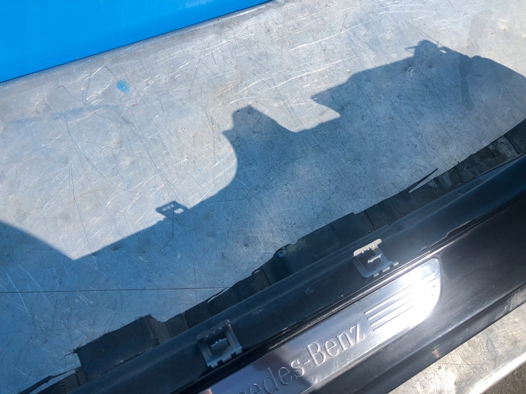 фото №13, Mercedes w213 kombi правий поріг блок двигуна 040