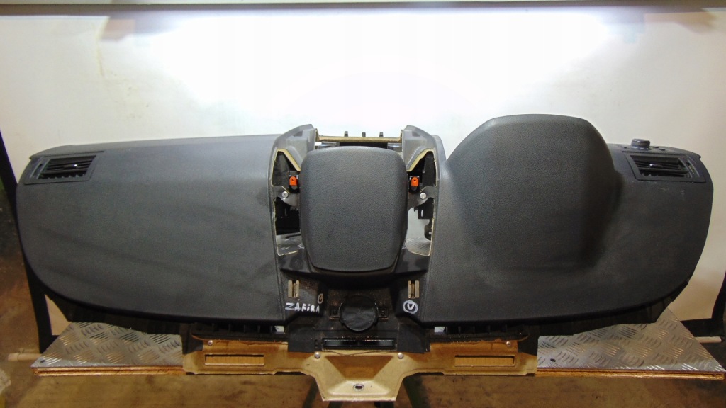 фото №1, Консоль подушки безопасности приборная панель натяжители zafira b