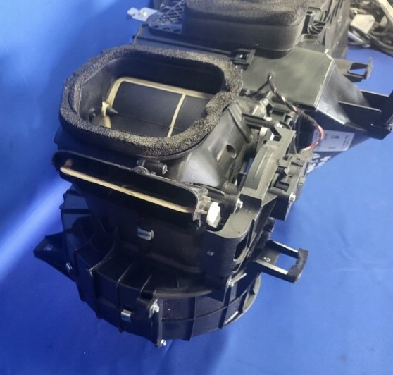 фото №6, Обігрівач vw touareg ii 3.0 tdi