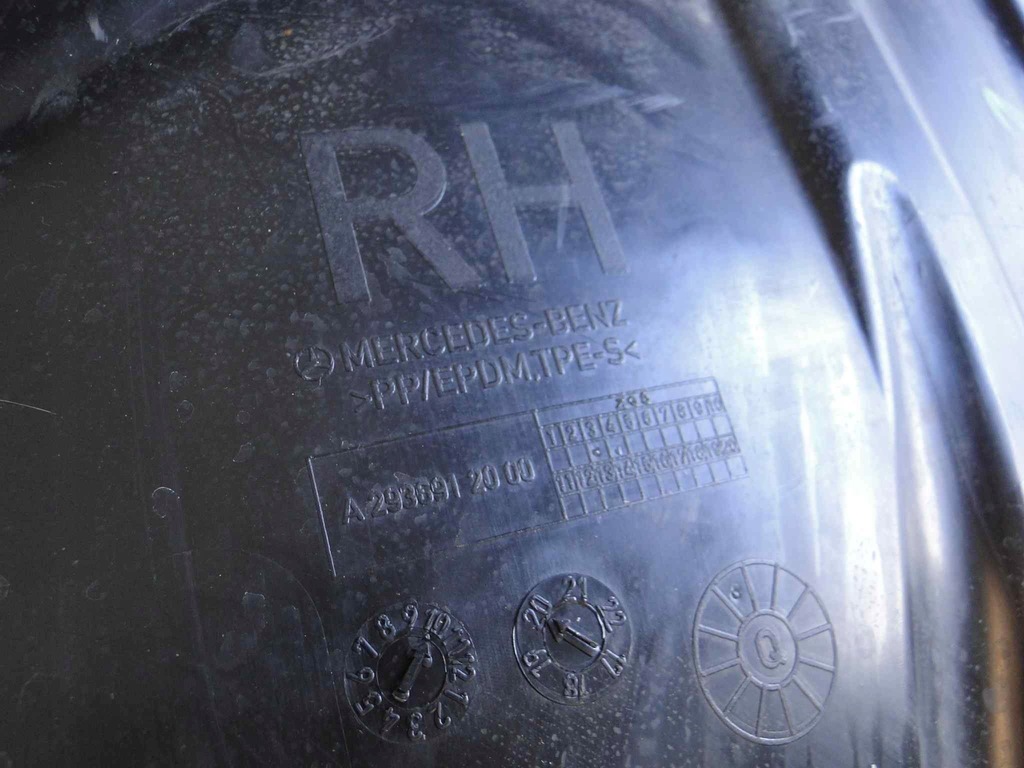 фото №7, Mercedes eqc n293 293 подкрылок передние правое cz. 2