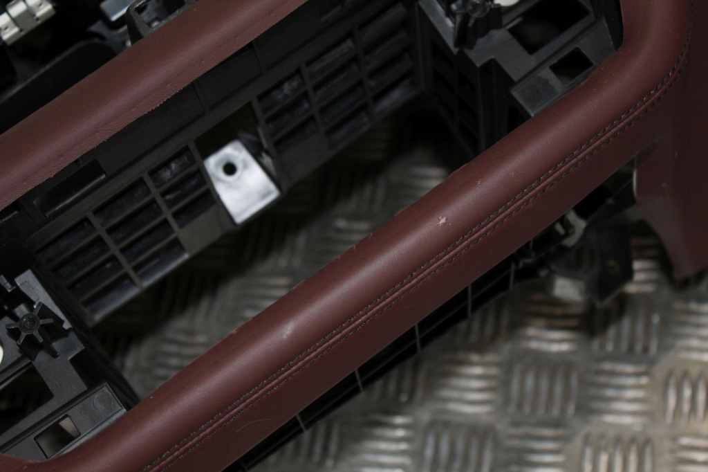 фото №7, Bmw 7 g11 g12 lift приборная панель individual панель  кожа