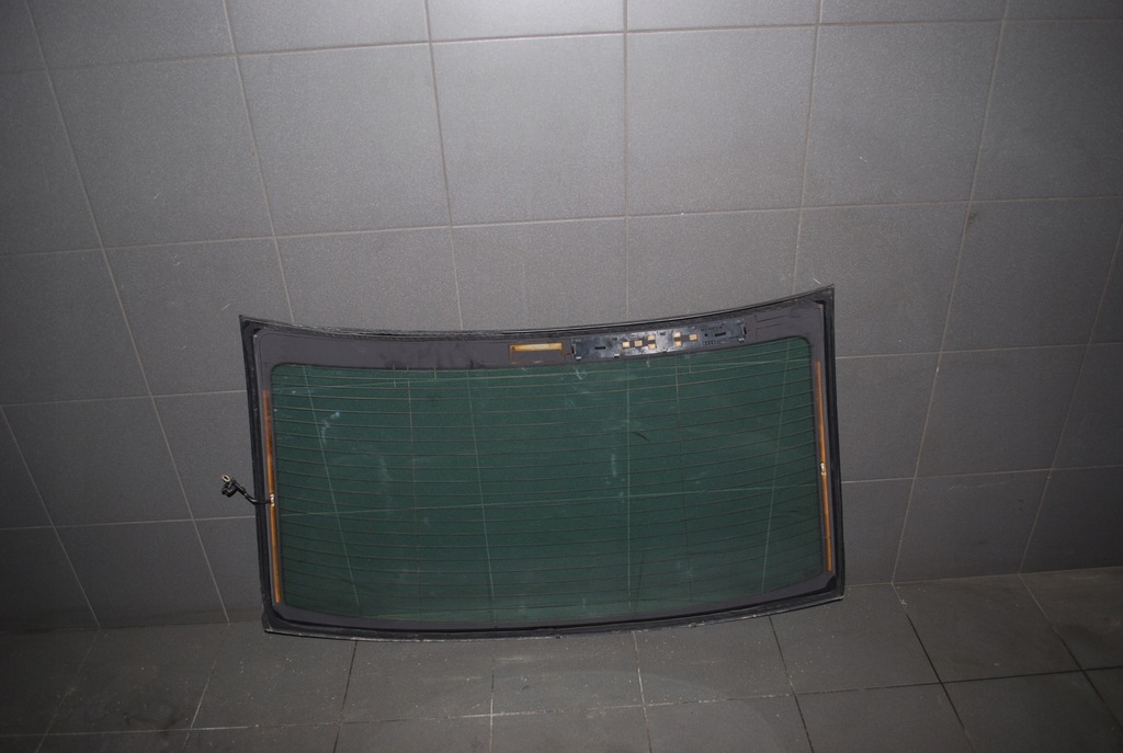 фото №1, Скло задня audi a4 b6 2001r sedan