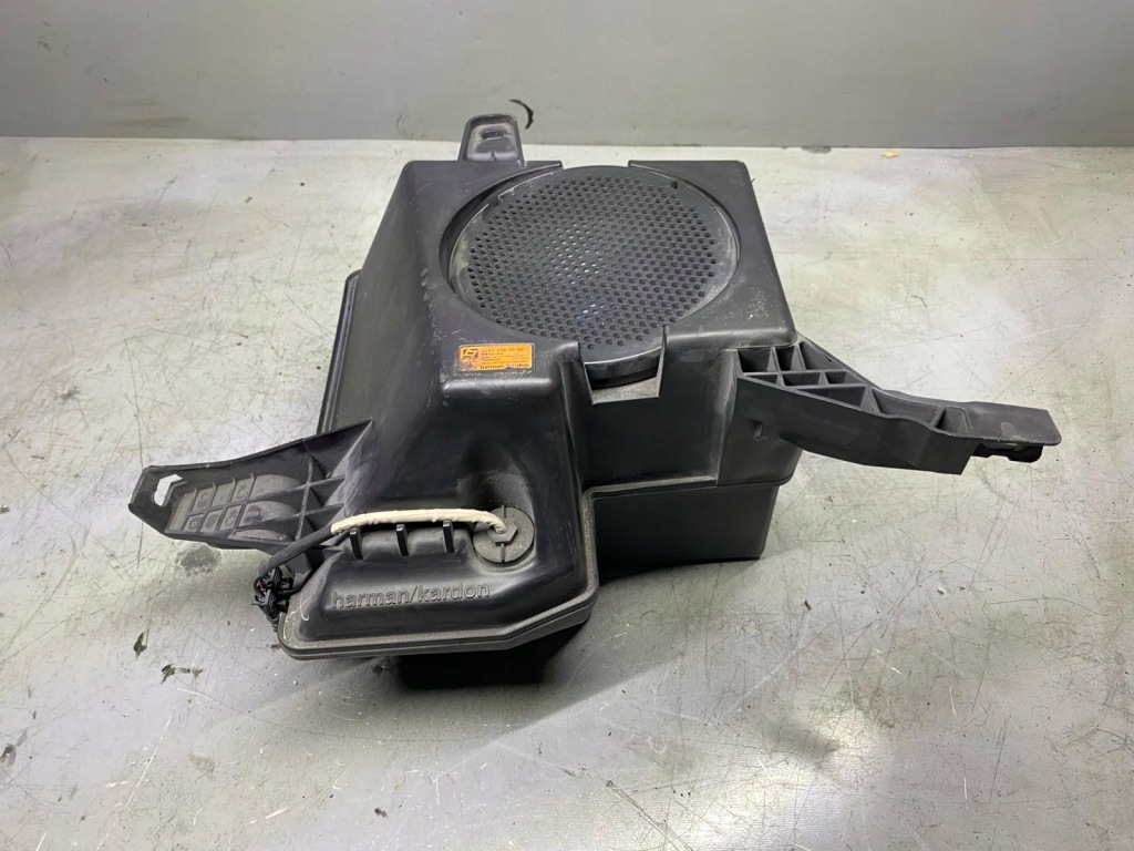 фото №8, Динамик низкочастотный сабвуфер harman kardon logic7 mercedes ml w164 gl x164