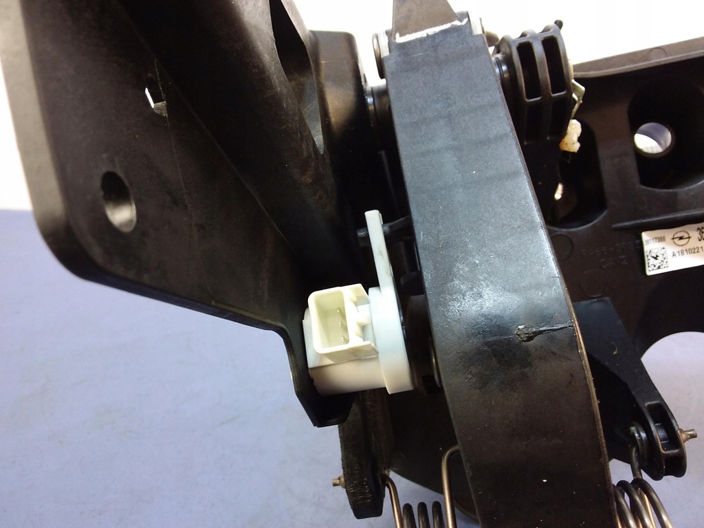 фото №7, Opel astra k педали сцепления тормоза основание