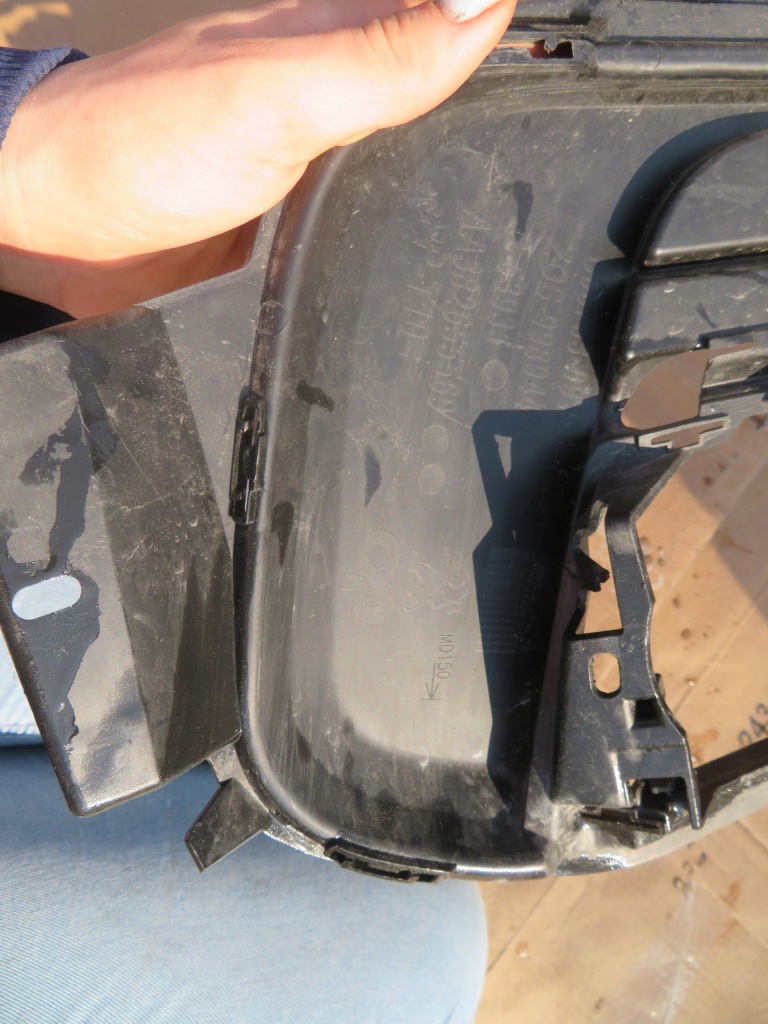 фото №13, Решётка бампера перед левая peugeot 308 ii