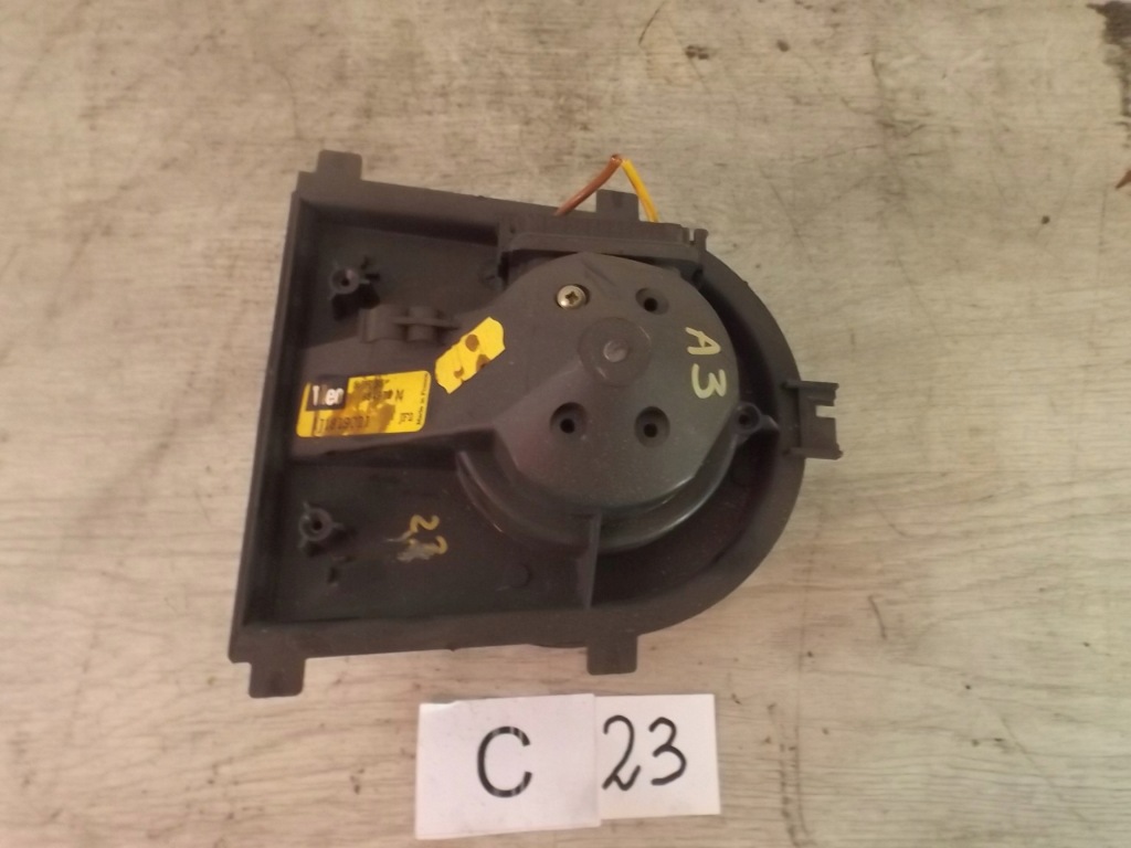 фото №1, Повітродувка обдув вентилятор audi a3 1j1819021 #2