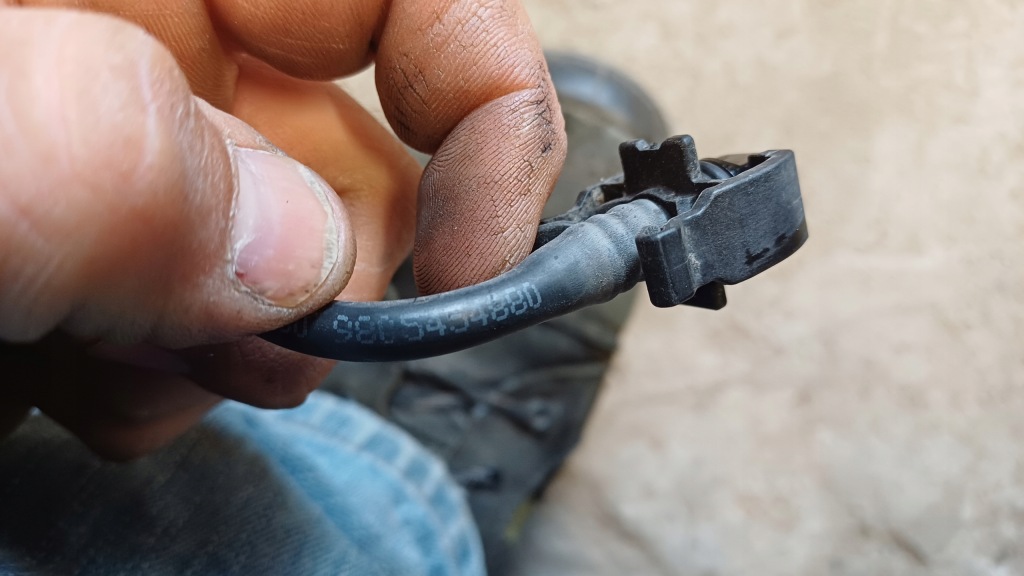 фото №4, Opel crossland 1.2 b шланг wody 9805454880