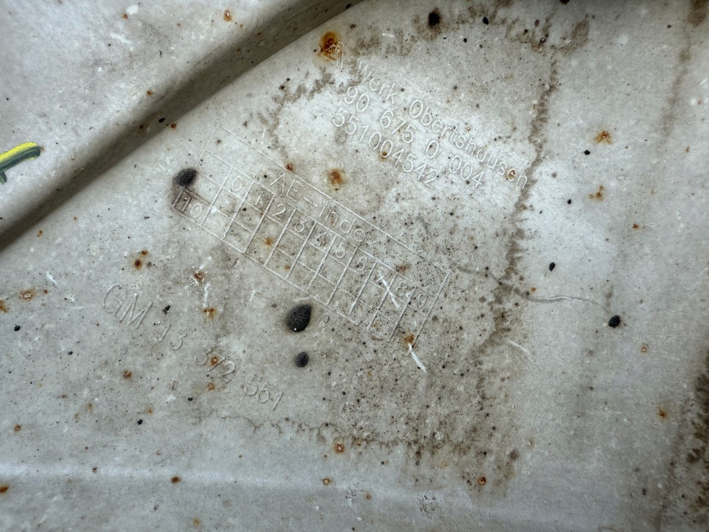 Купить Накладка бампера задняя 13372551 opel insignia country tourer