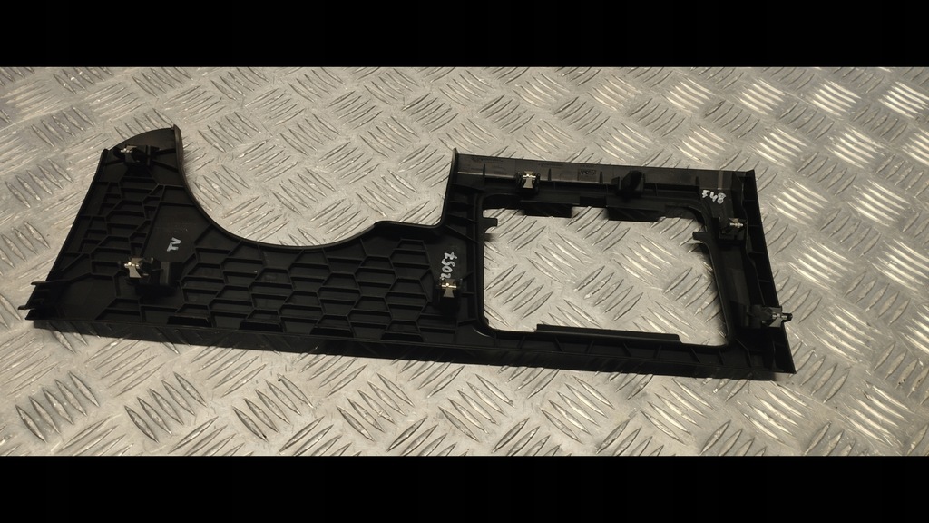 фото №7, Защита bmw оригинальный номер 6822057