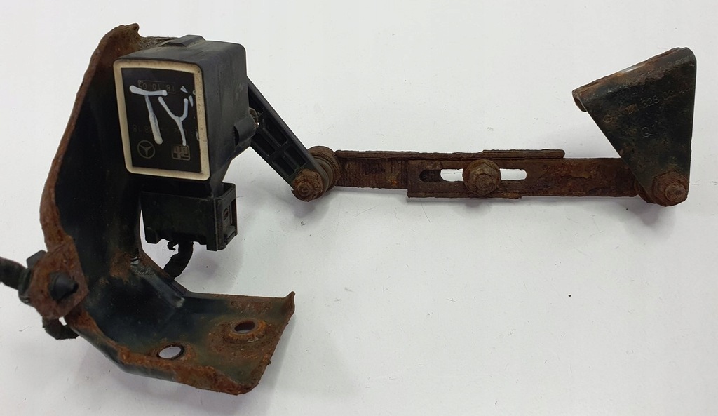 фото №1, Датчик вирівнювання світла mercedes r171