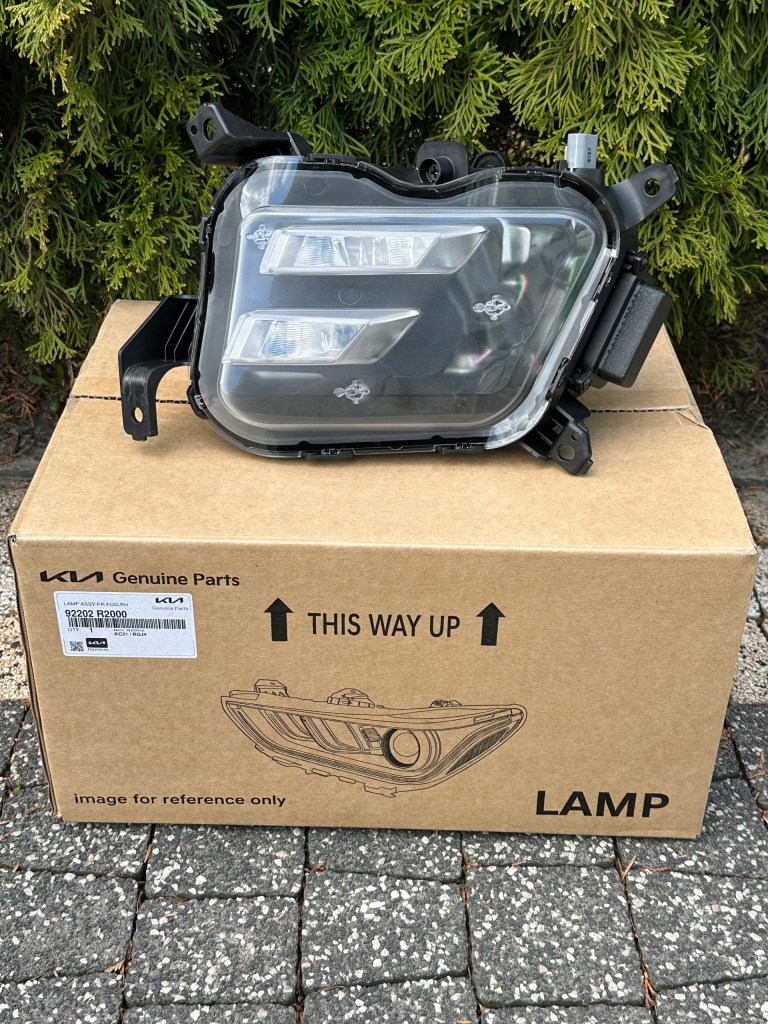 Купити Kia sportage v 5 92202r2000 протитуманна фара led правий 92202-r2000