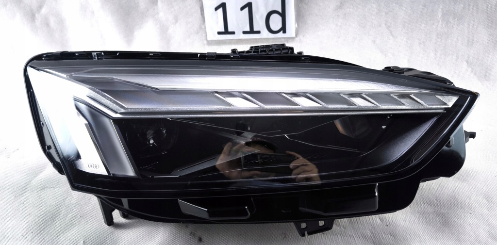 фото №1, Audi a5 rs5 8w6 lift laser правый фара лампа 8w6941086