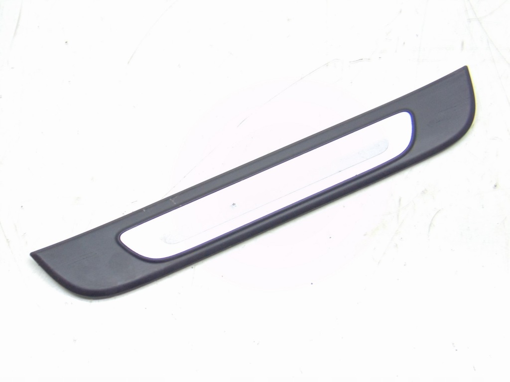 фото №1, Молдинг накладка поріг поріг правий задня audi a1 8x 8x4853376a