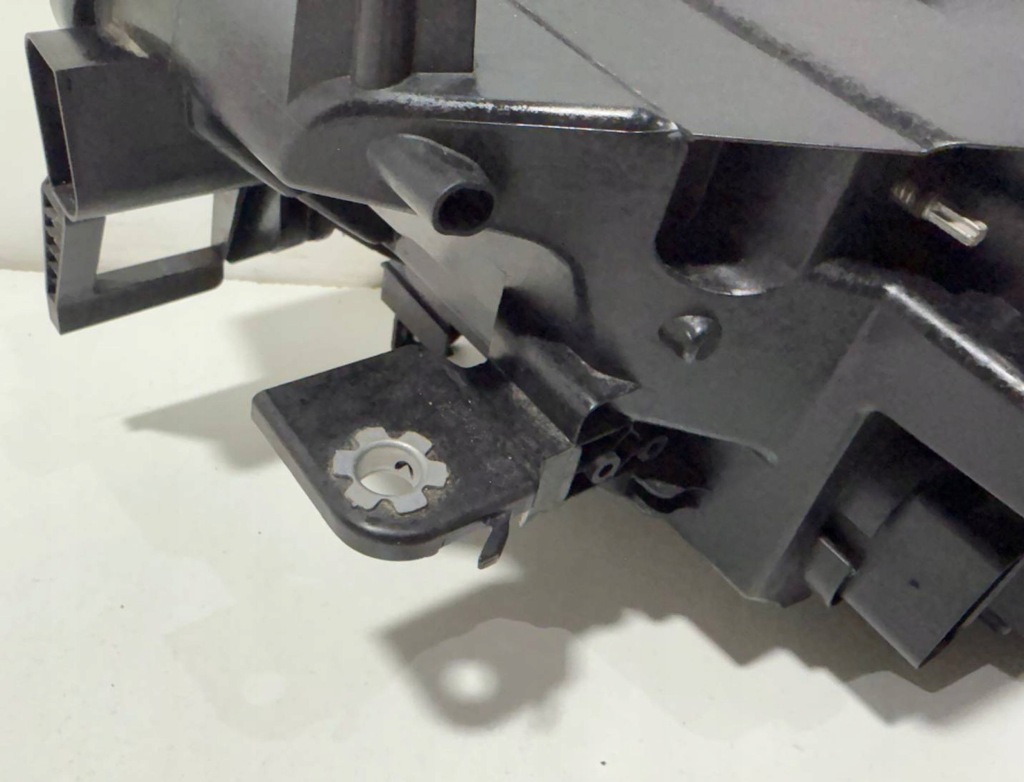 фото №6, Vw id.3 id3 10b full led лампа права перед cała bardzo ładna iq 10b941036c