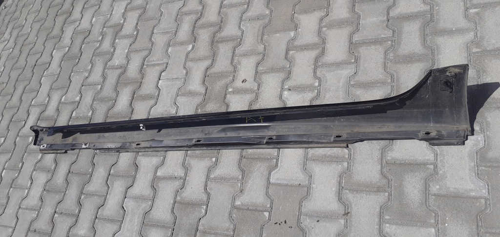 Audi a7 4k8 18- поріг праві накладка молдинг s-line 4k8853856a Недорого