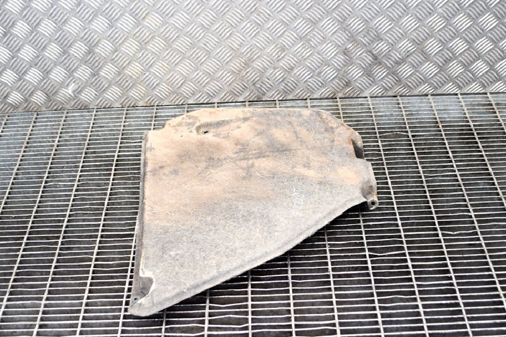 фото №5, Audi q5 fy задняя правая защита подвеска 80a825311a 2.0 бензин 185kw 2017