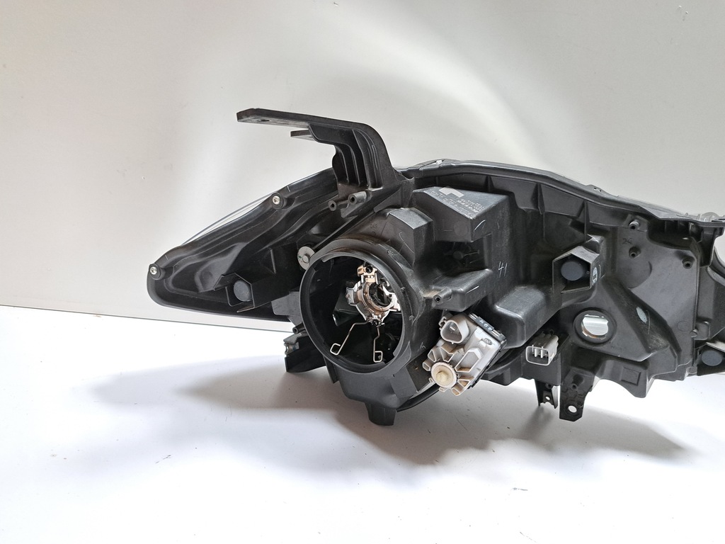 фото №8, Suzuki sx4 s cross ксенон лампа перед левая 100-17735 оригинал europa