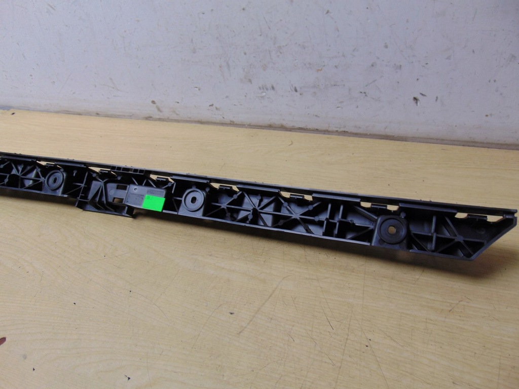 фото №11, Направляющая бампера задняя audi a1 82a 82a807863 новый