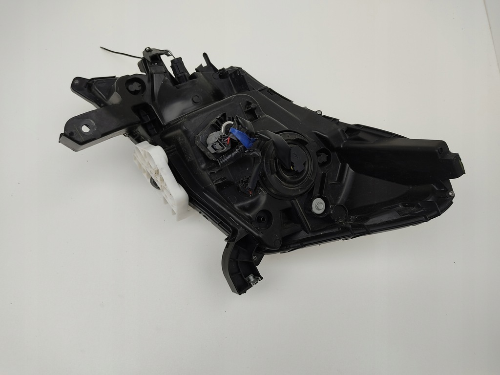 фото №12, Лампа правая перед передняя navara iv d23 europa