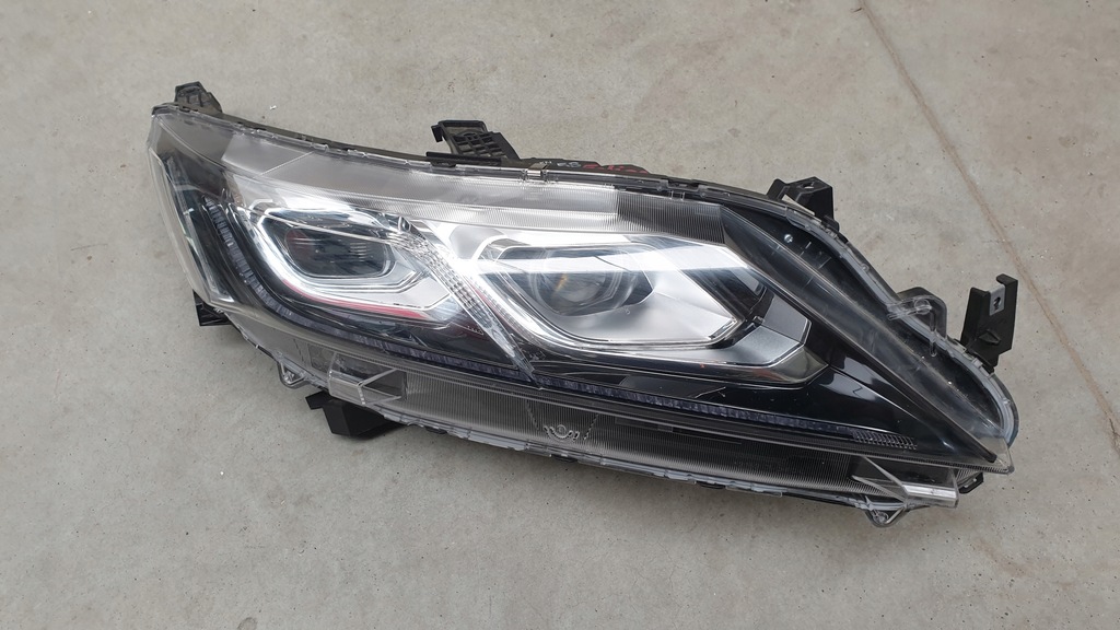 фото №1, Mitsubishi eclipse cross full led оригинал