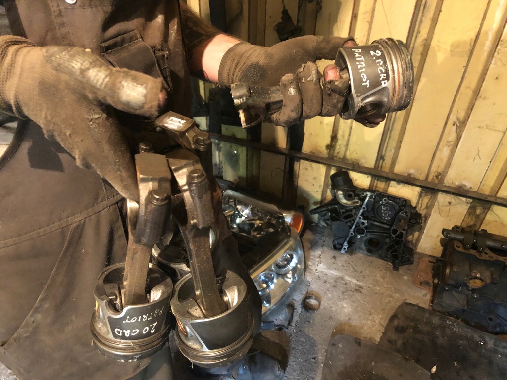 фото №1, Jeep patriot 2.0 d - поршень