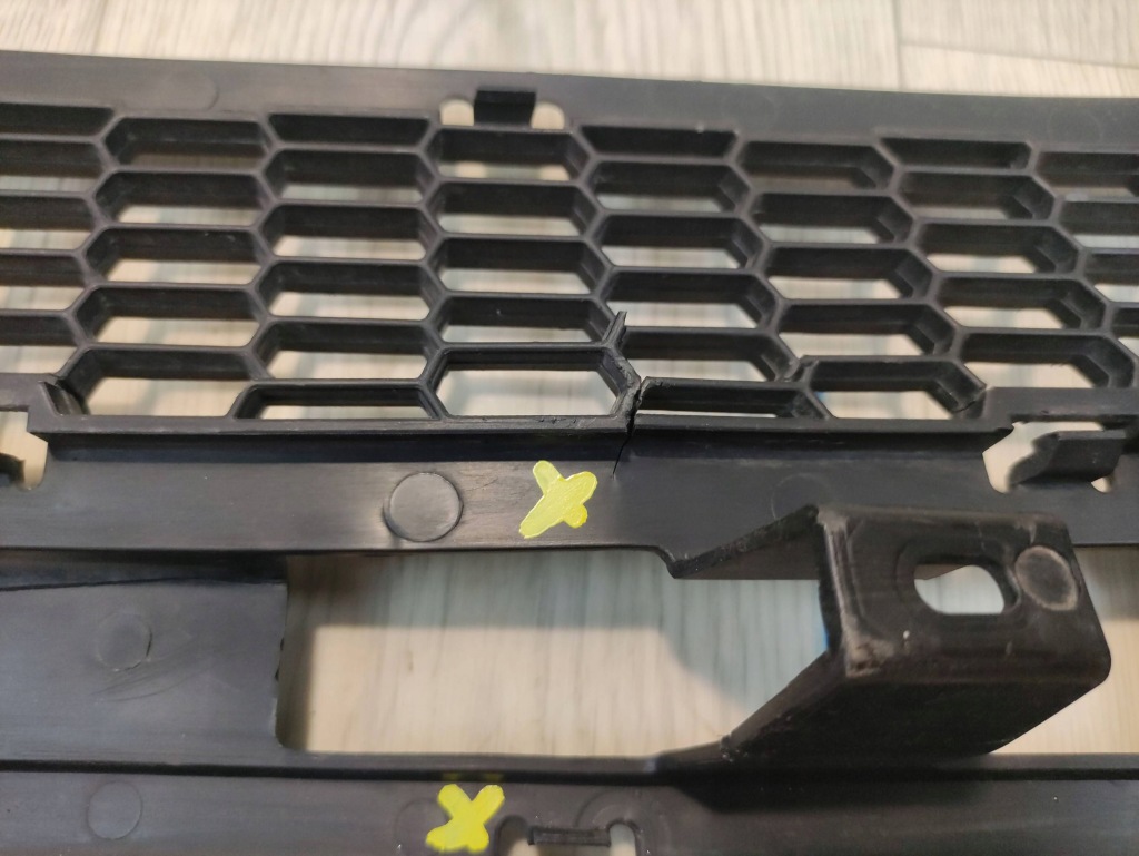 фото №16, Tesla model s решітка середня бампера перед 6008159