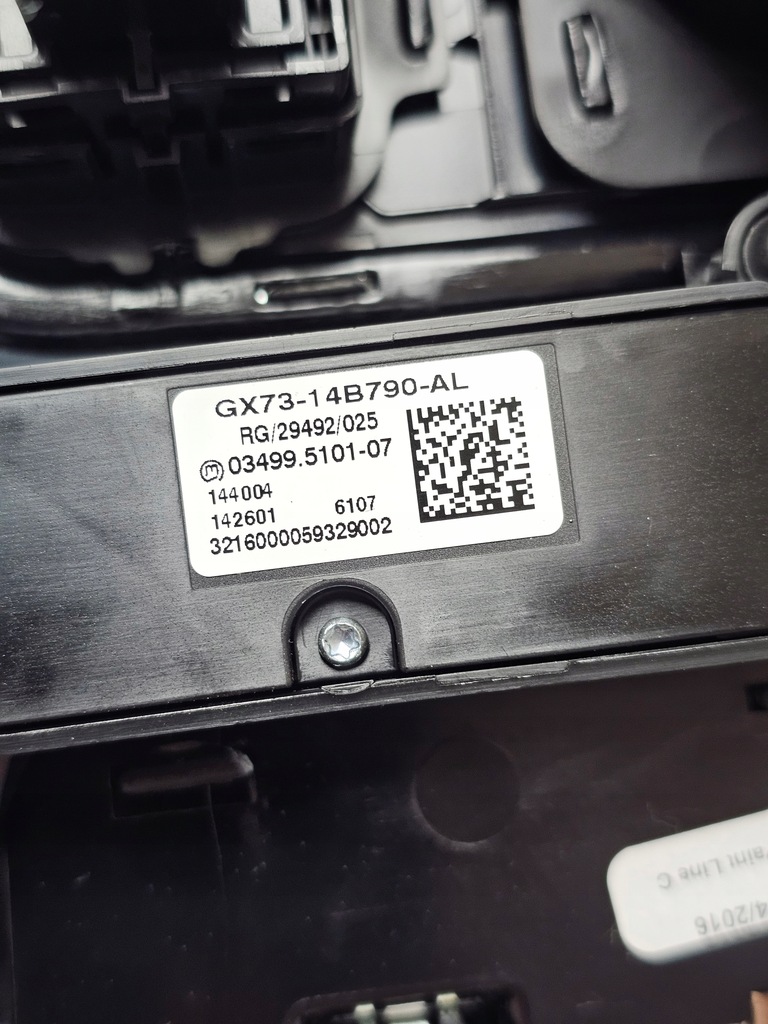 фото №9, Dekor туннель панель средний управление переключатель jaguar xe gx73-044e04-a