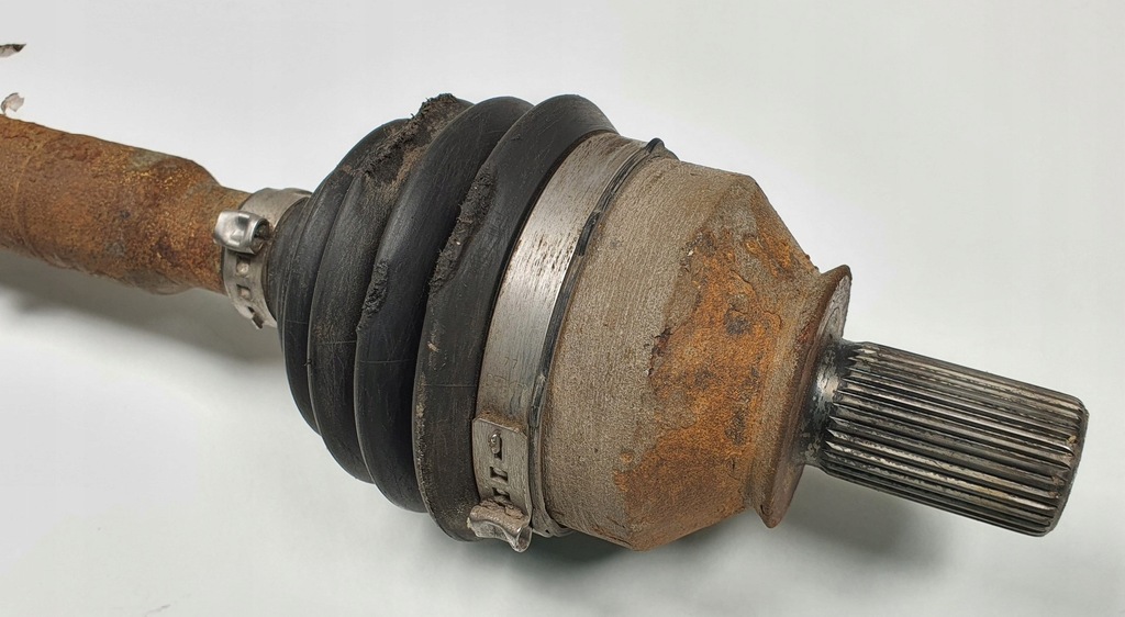 фото №2, Приводной вал правый задняя renault twingo iii 1.0 sce