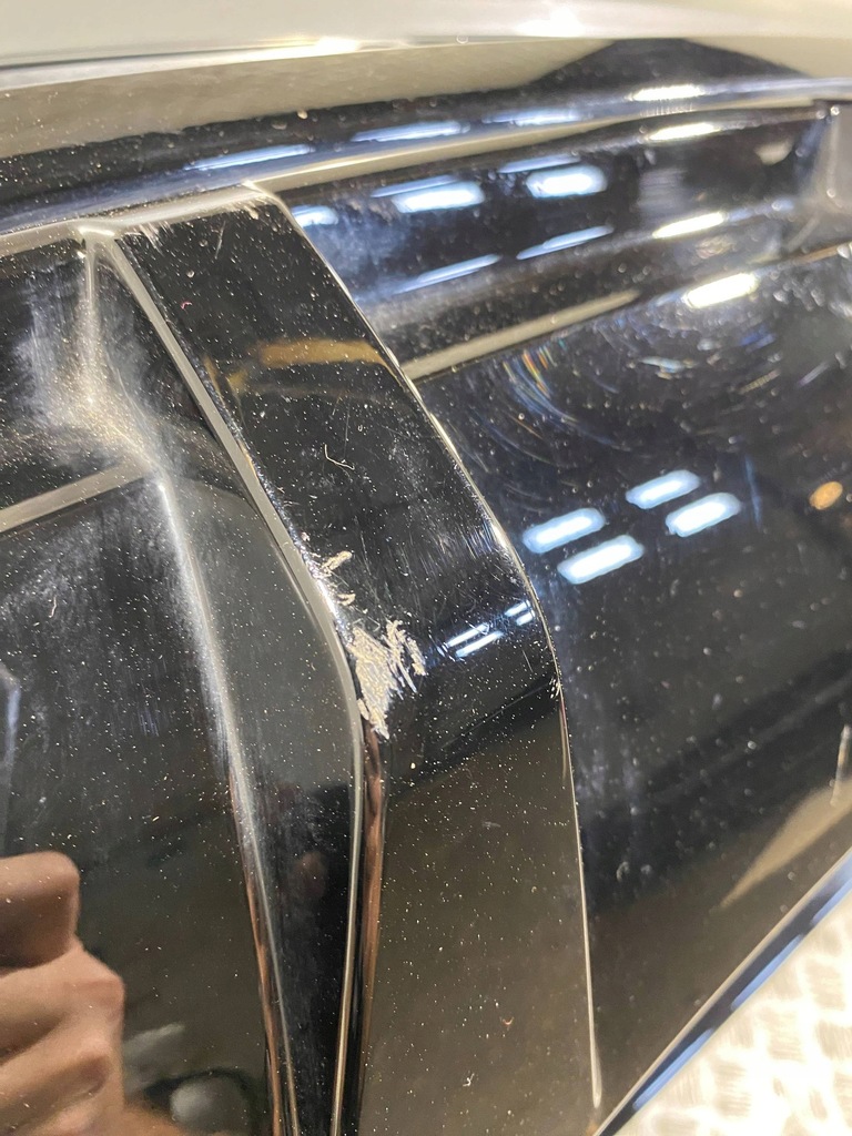 фото №11, Audi q8 e-tron бампер задний