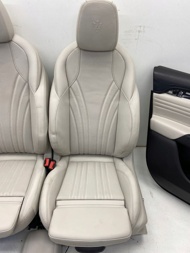 фото №6, Maserati grecale 2.0 mhev сидіння заднє сидіння комплект 2025r