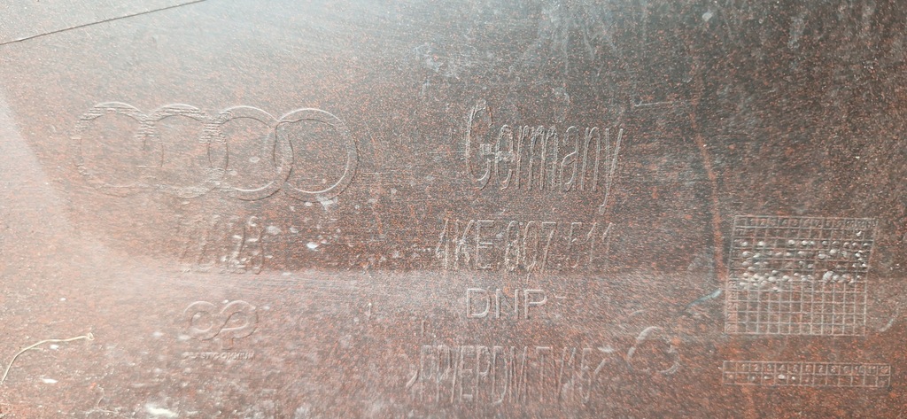 фото №8, Audi e-tron бампер задний 4ke807511