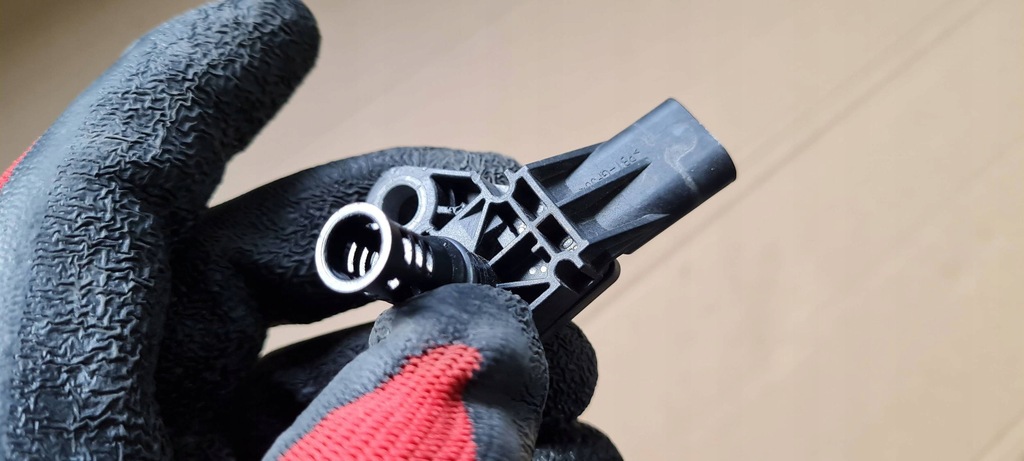 фото №5, Rs5 8w s5 датчик давления 2.9 tfsi 06e906051ac rs4 s4 b9 sq7 sq8