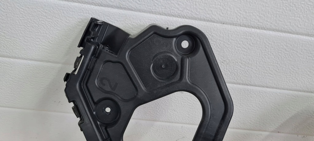 фото №7, Sq8 q8 напрямна кронштейн кронштейн бампера лівий задня 24r 4m8807453c