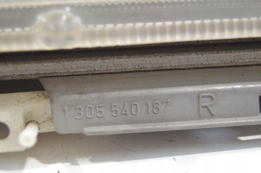 Лампа правая фара mercedes r129 sl 1298206861 оригинал bosch Цена